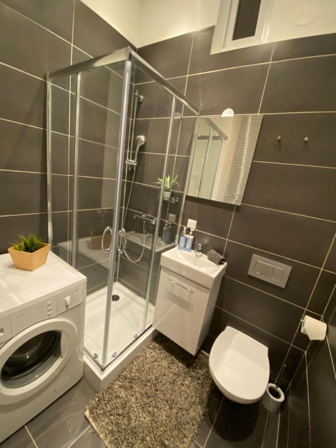 Paower Apartment Wenen Buitenkant foto