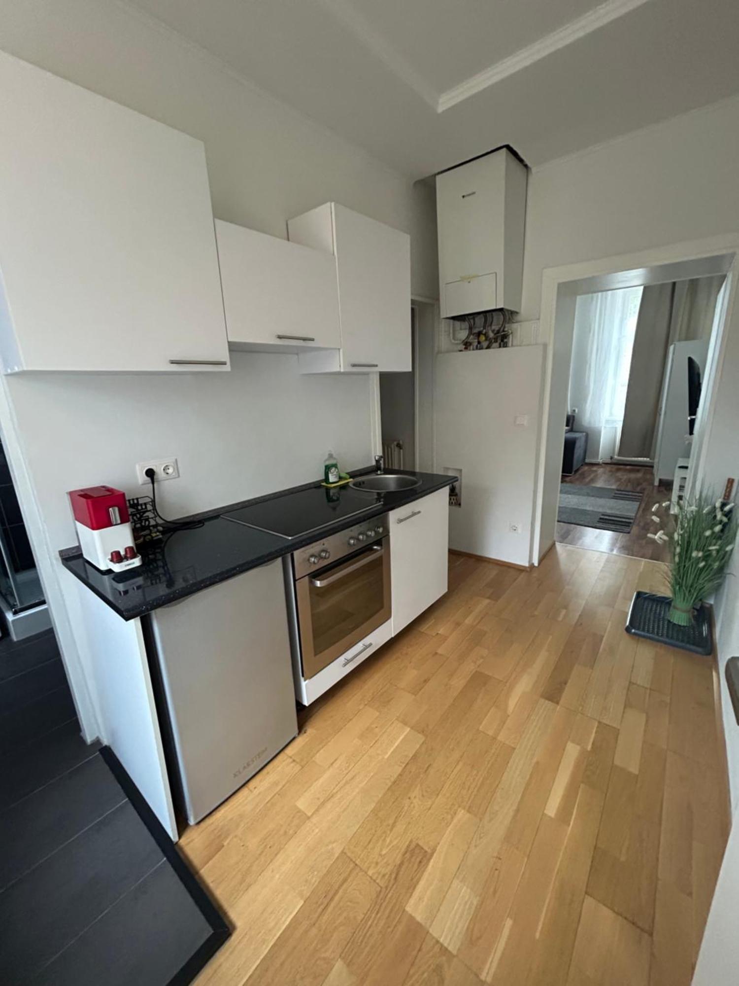 Paower Apartment Wenen Buitenkant foto