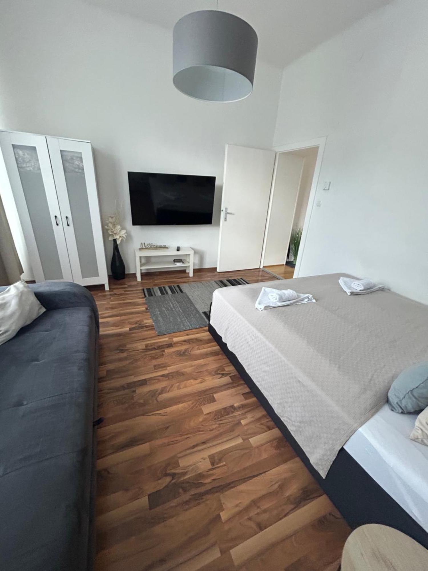 Paower Apartment Wenen Buitenkant foto